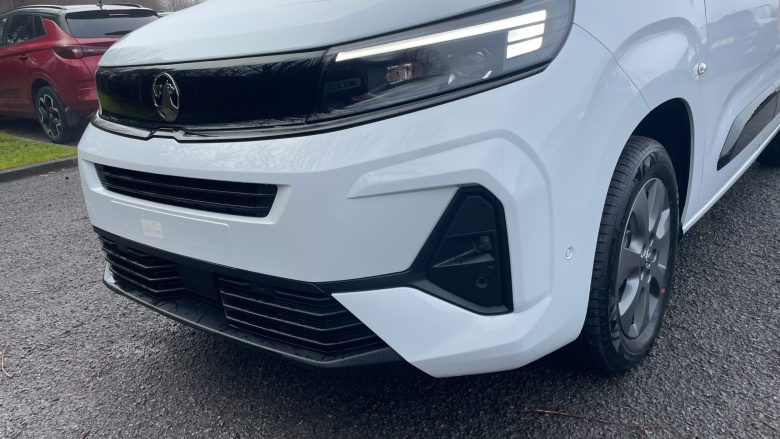 Vauxhall Combo Cargo Combo Diesel 1.5 Turbo D 100ps Pro H1 Van